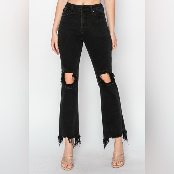 RISEN Full Size Distressed Raw Hem Jeans with Pockets - Picture 2 of 7